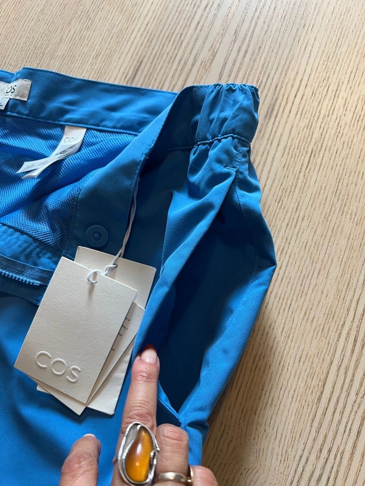 Immagine di COS – Tailored Swim Shorts – Bright Blue – Recycled Polyester – Side Pockets – New With Tags 69€ 8