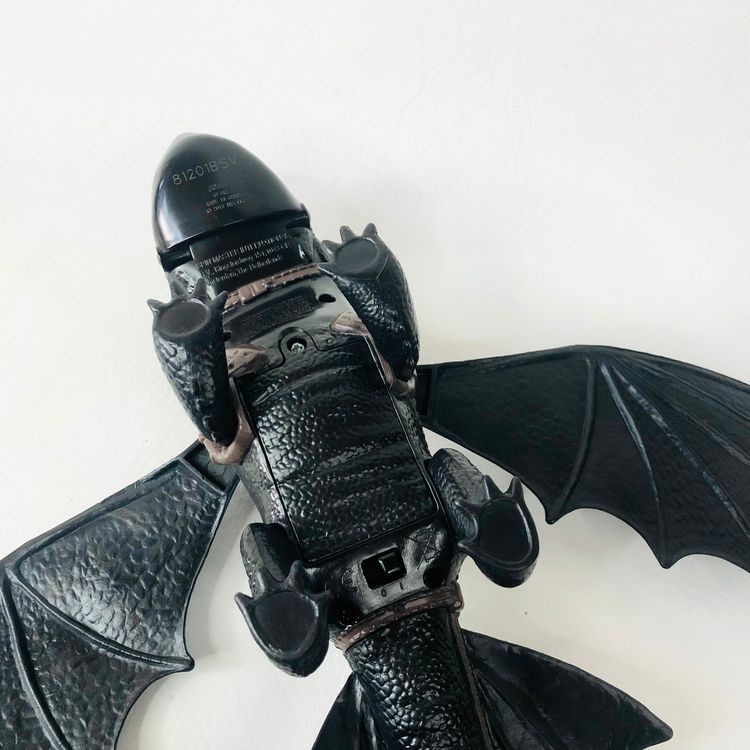 Spin Master Blue Toothless How to Train Your Dragon 2 Fire Breathing - Missing Tail image 12