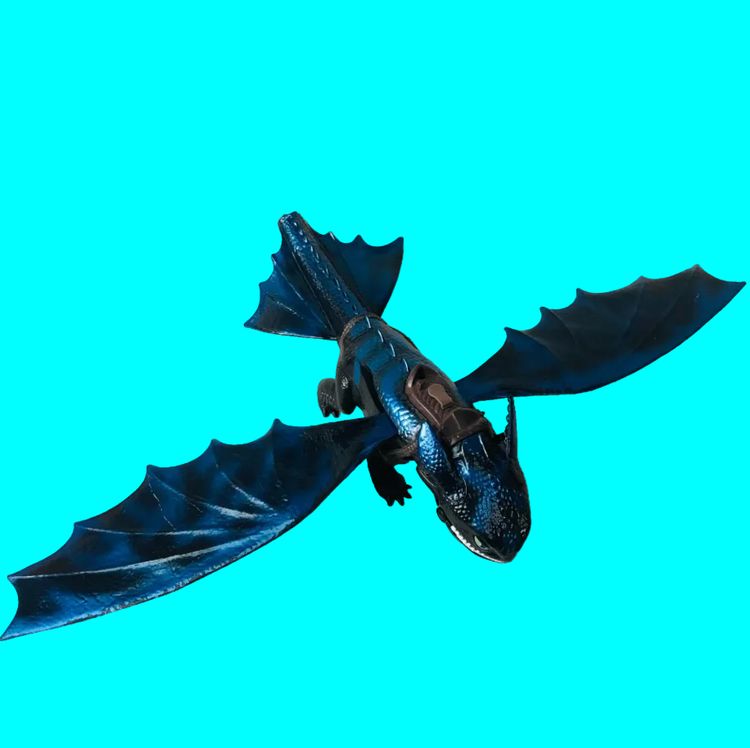 Spin Master Blue Toothless How to Train Your Dragon 2 Fire Breathing - Missing Tail image 1