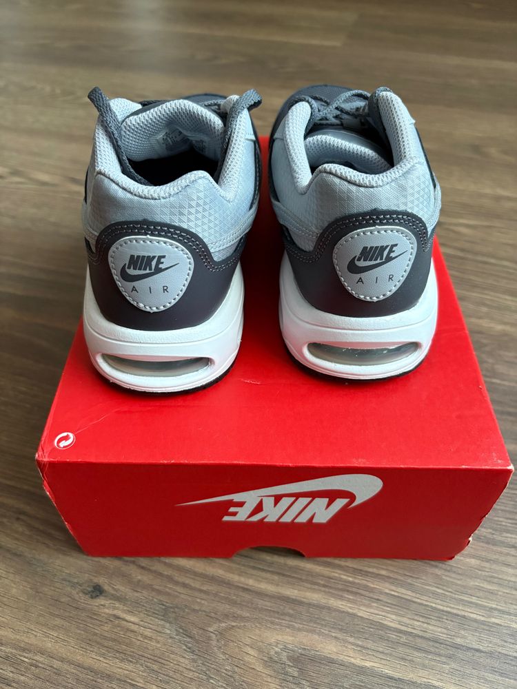 Nike Air Max Intrlk Lite Shoes image 2