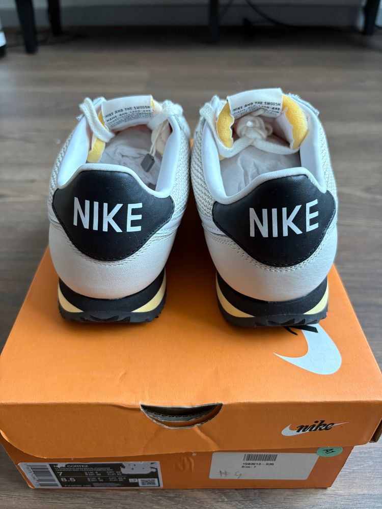 Nike Cortez Sneakers imagen 2