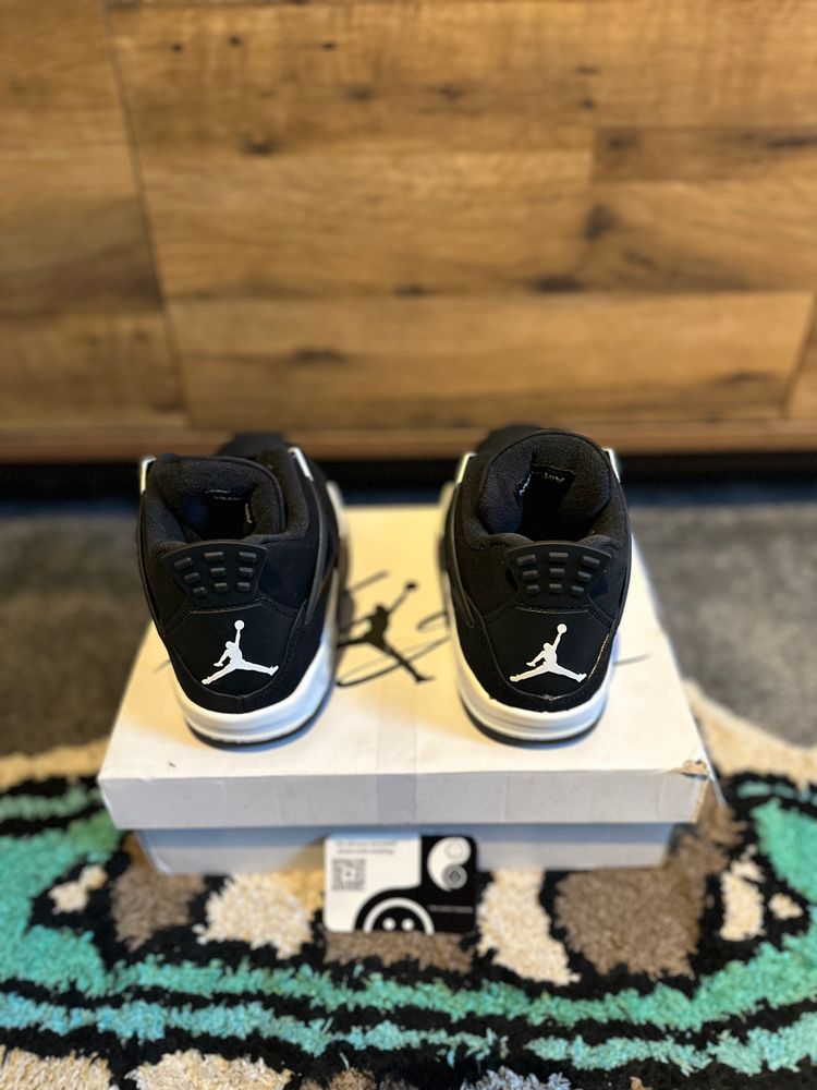 Nike Air Jordan 4 “White Thunders” U.K. 4GS image 7