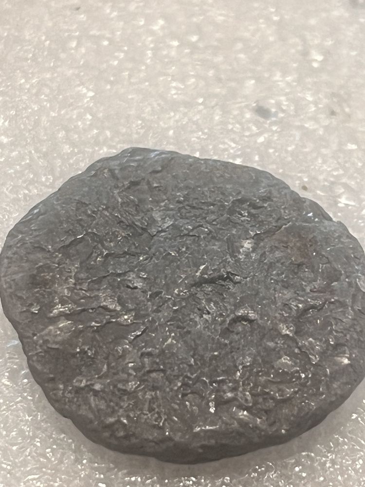 1 pc(s) - Moonrock - 75 Carats - 15.00 grams - unique shape
