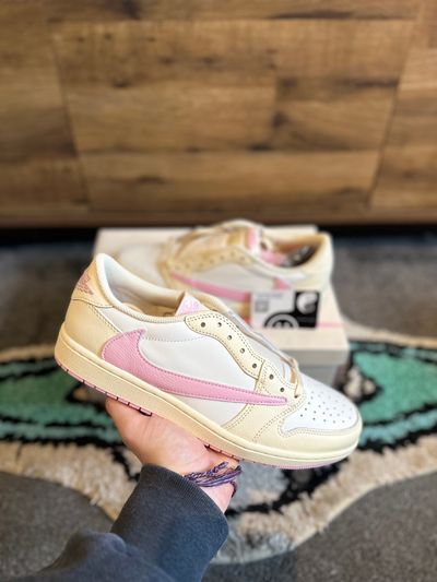 Nike Air Jordan 1 Travis Scott “Shy Pink” MULTIPLE SIZES AVAILABLE