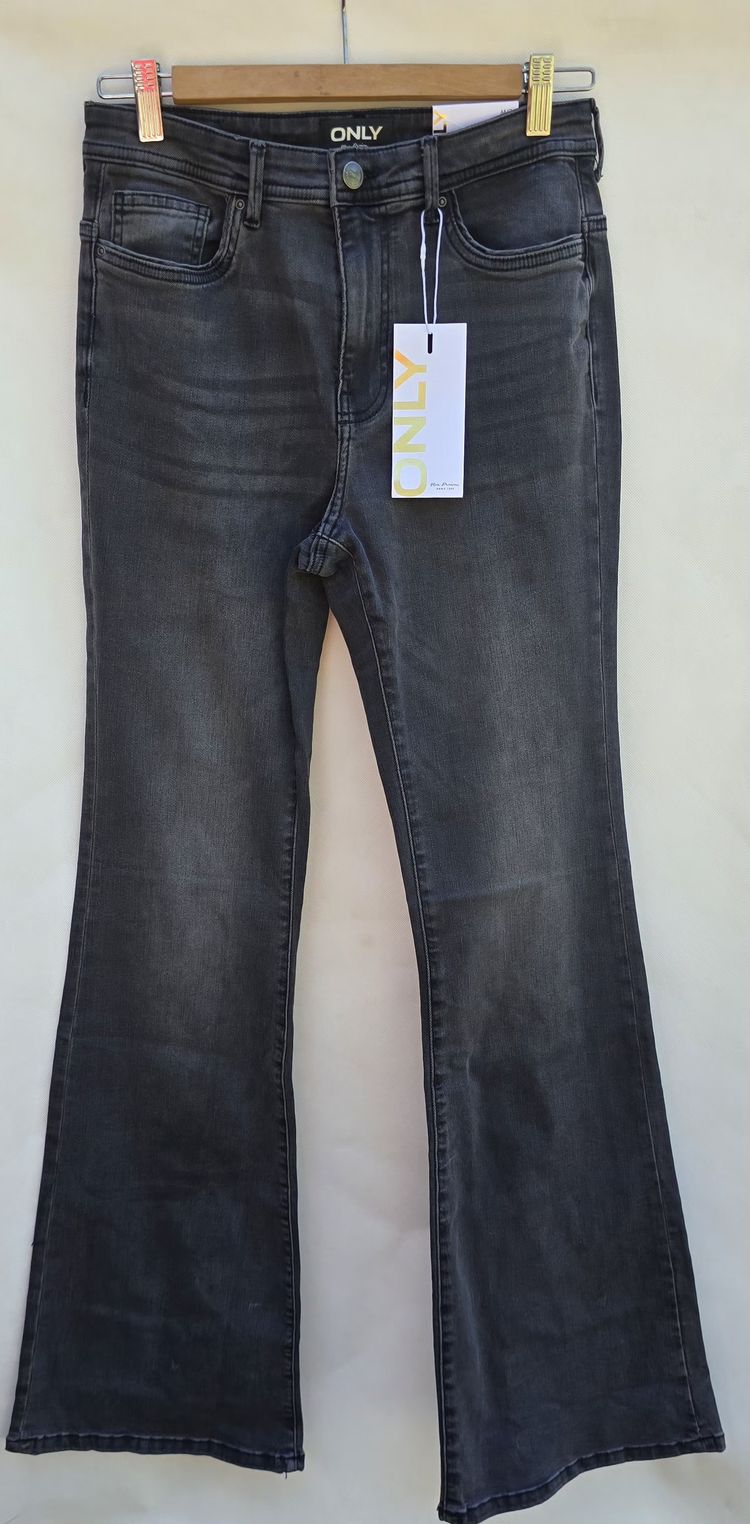 Only Paola Hw Flared Jeans image 2