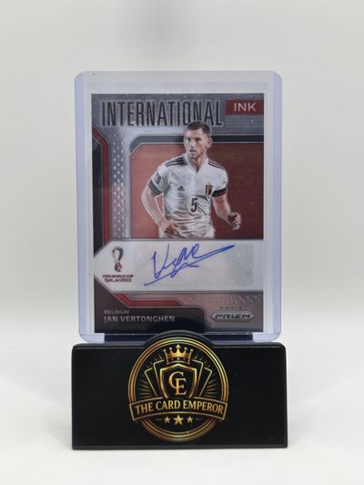 Jan Vertonghen (Belgium) Autographed Card Prizm FIFA World Cup Qatar 2022
