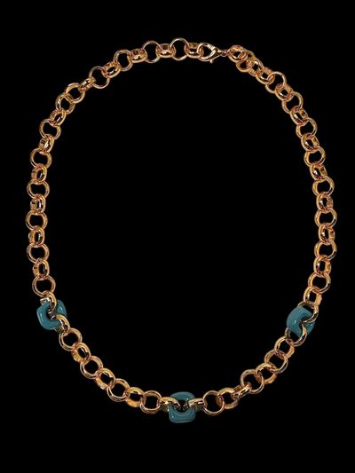 Gorgeous Vintage Heavy Gold Plated Belcher Chain With Resin Link Detailing.
