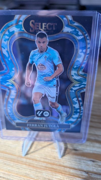 Ferran Jutglà RC Panini Select La Liga 2025-26 Winter Camo /30 Celta