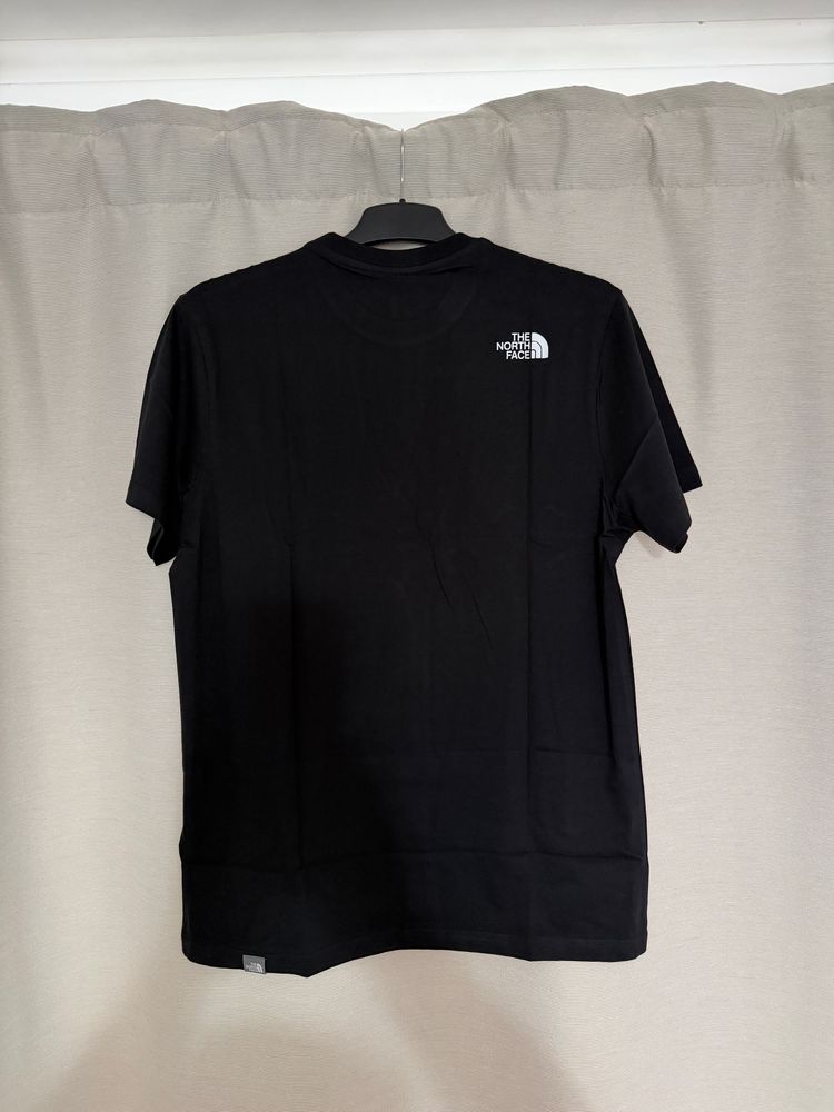 The North Face Black T-Shirt 2