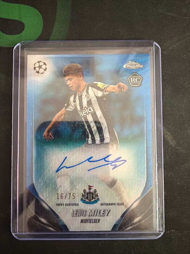 Topps Chrome Lewis Miley Auto /75
