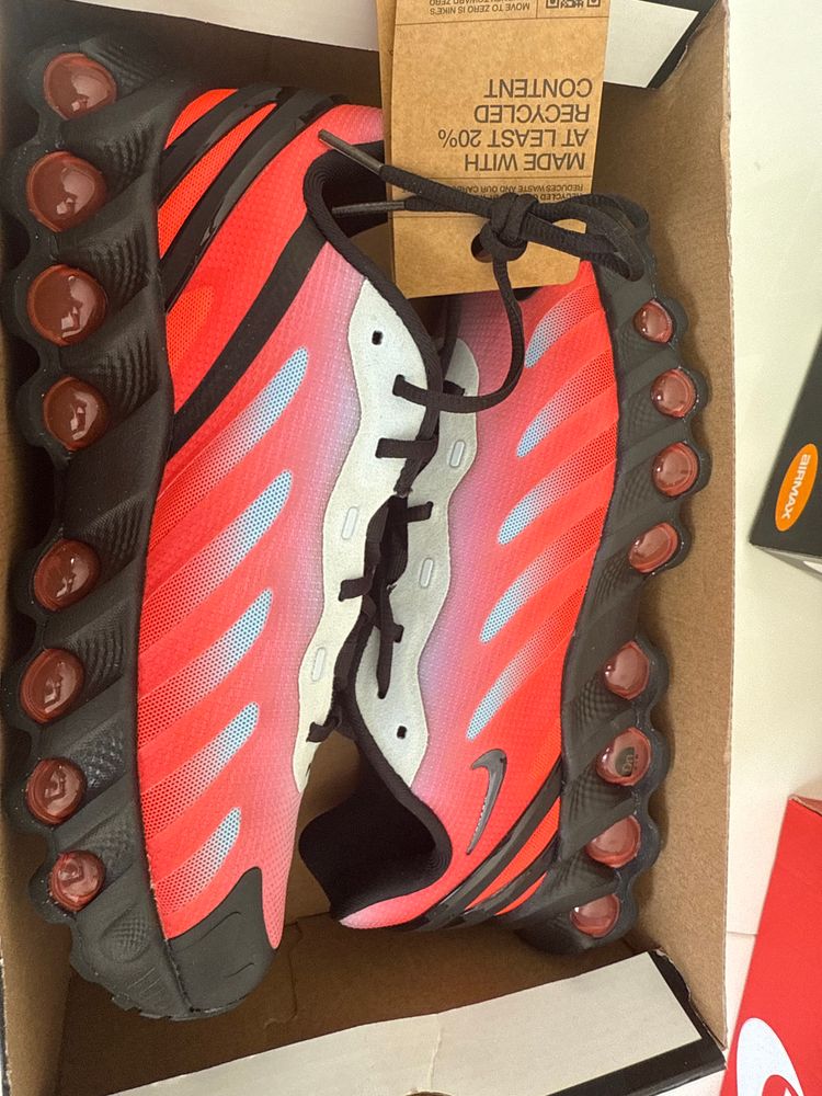 Nike Dn8s product image
