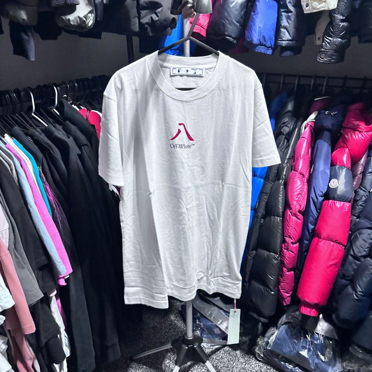 NEW IN PACKING Off-White White Graphic T-Shirt