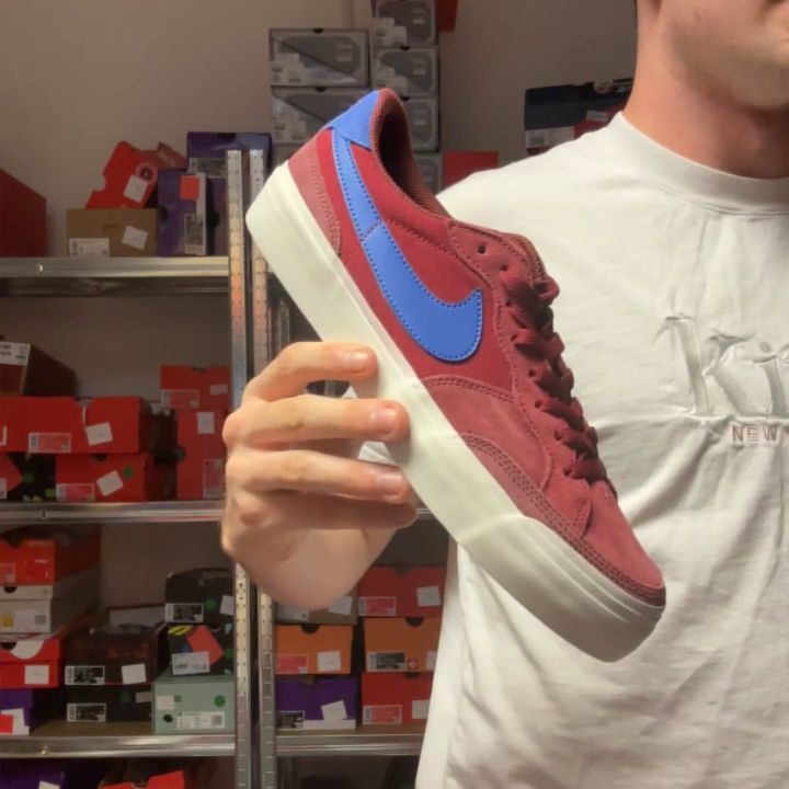 Nike NIKE SB LOW UK 8 product image
