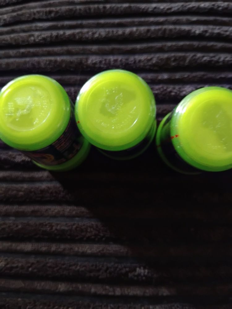 Herbal Balm In Green Containers imagen 6