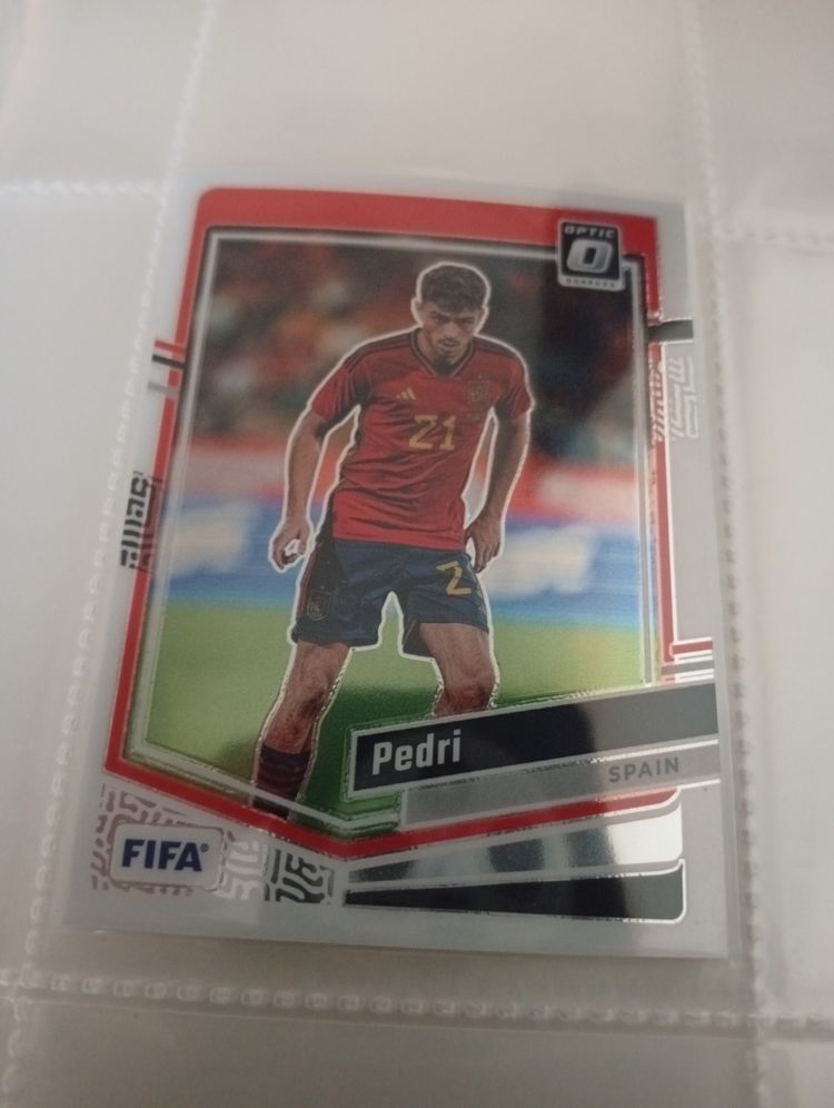 Ref A1-P21. Pedri. España. Donruss FIFA optic 