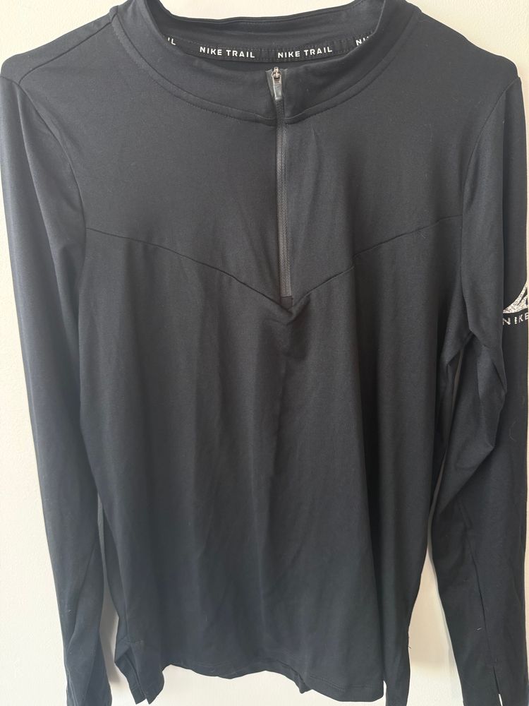 Nike Trail Long Sleeve Top size XS
