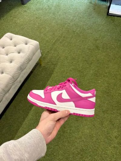 DUNK LOW FUCSIA