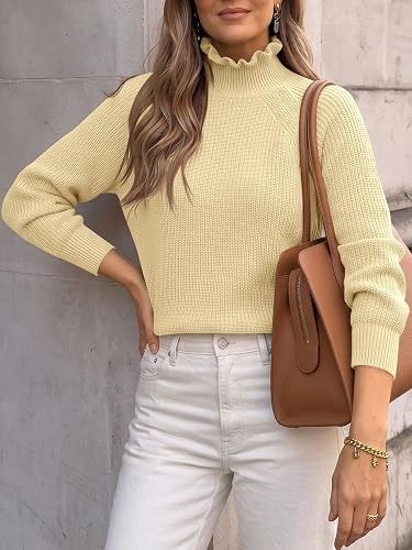 Yellow Knitted Sweater With Ruffled Collar 5