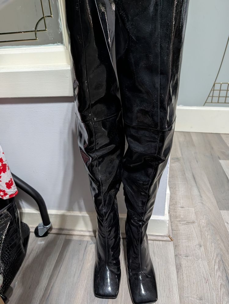 Black thigh high Boots- BNWT image 2