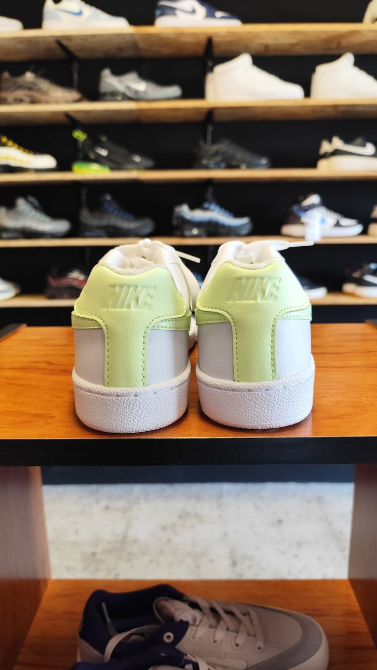Nike  image 3