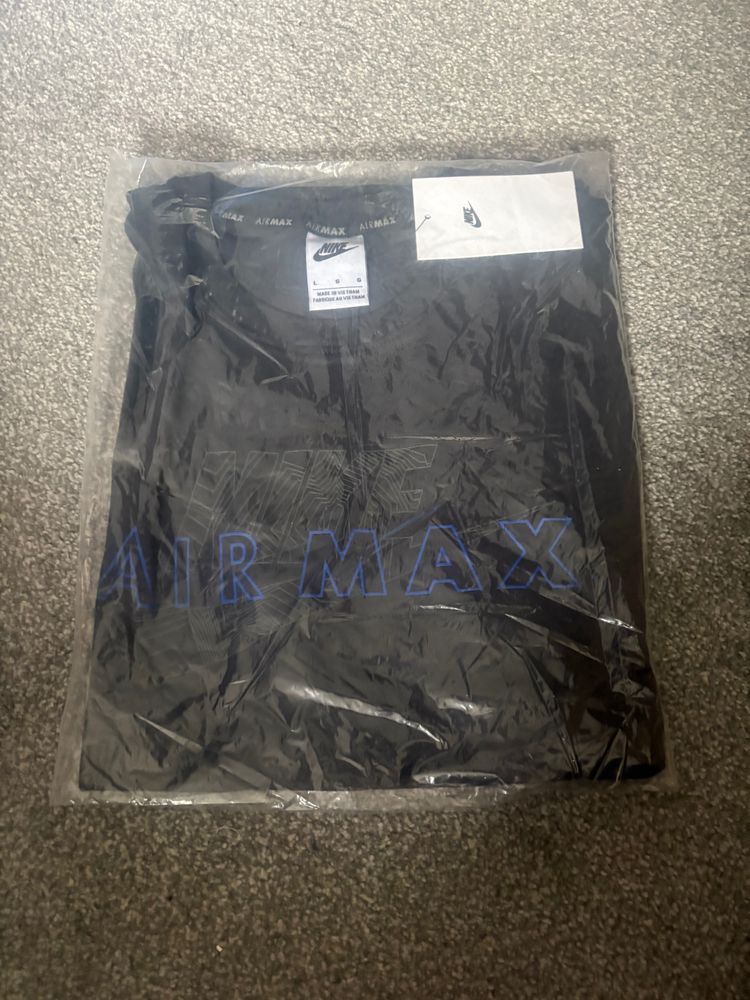Nike Air Max Black T-Shirt image 2
