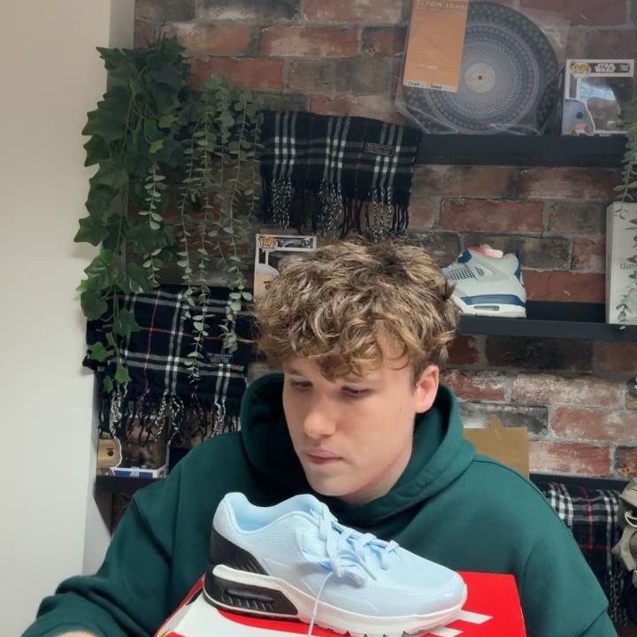 Other air max bia size 6 product image