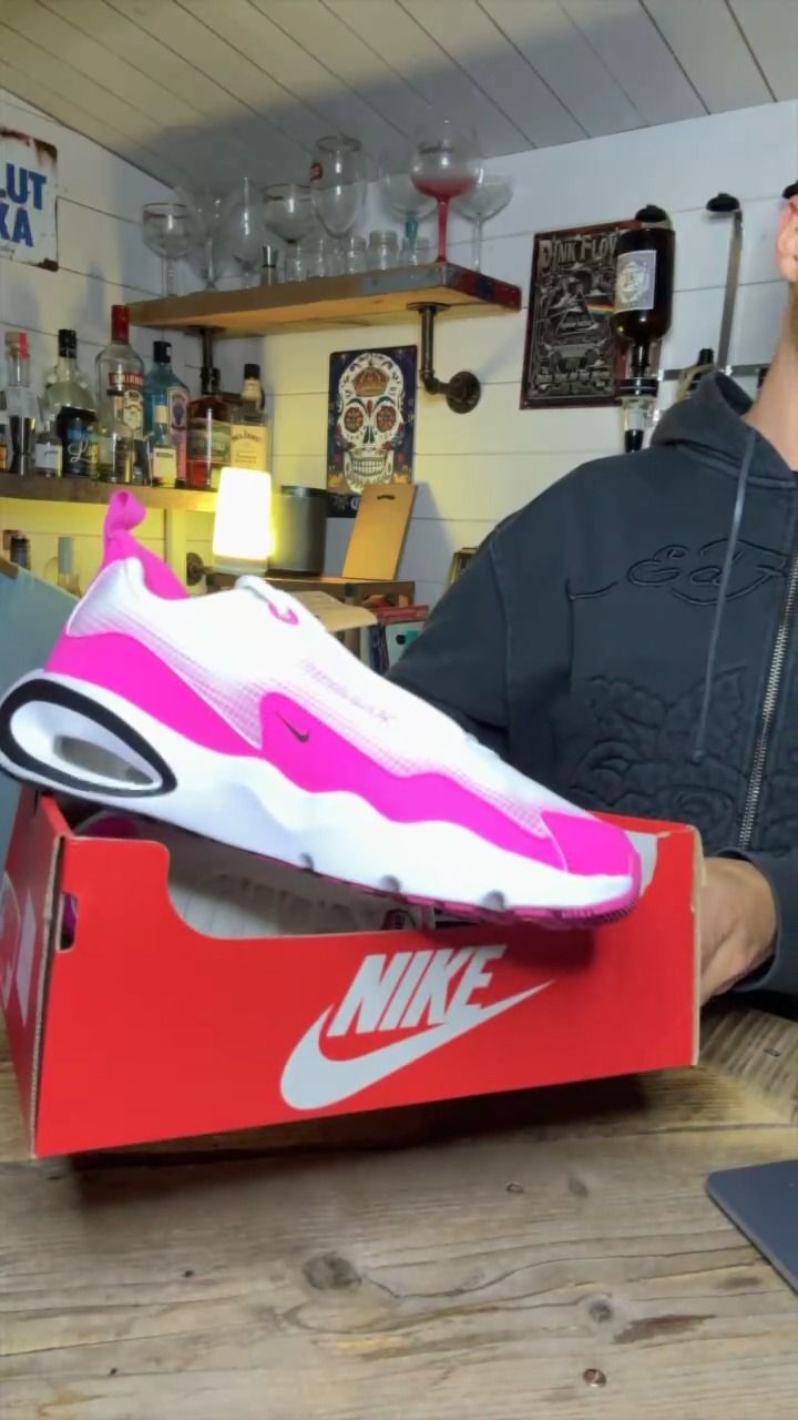 Nike NIKE NOVA product image
