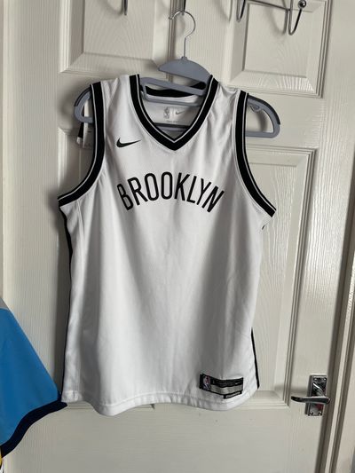 Nike Brooklyn Nets Basketball Jersey kids large