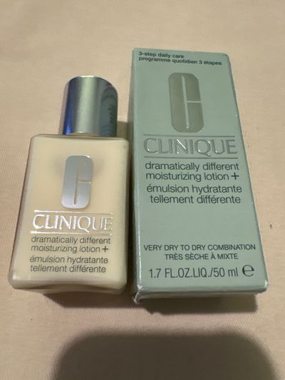 Clinique Dramatically Different Moisturizing Lotion+