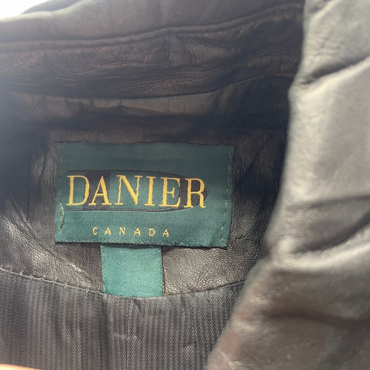 2000s Fitted Full Zip Canada Black Leather Jacket image 4
