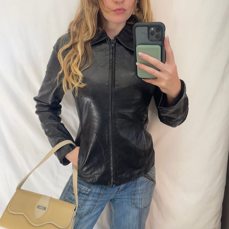 2000s Fitted Full Zip Canada Black Leather Jacket image 2