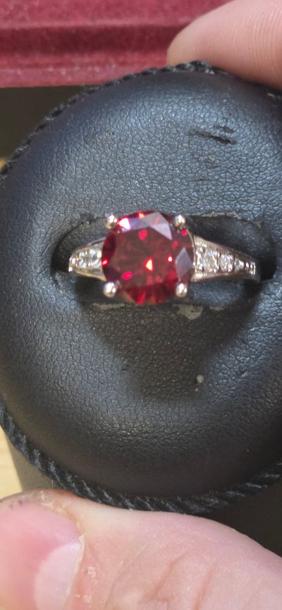 925 sterling Silver Ring With Red Gemstone And Side Diamonds