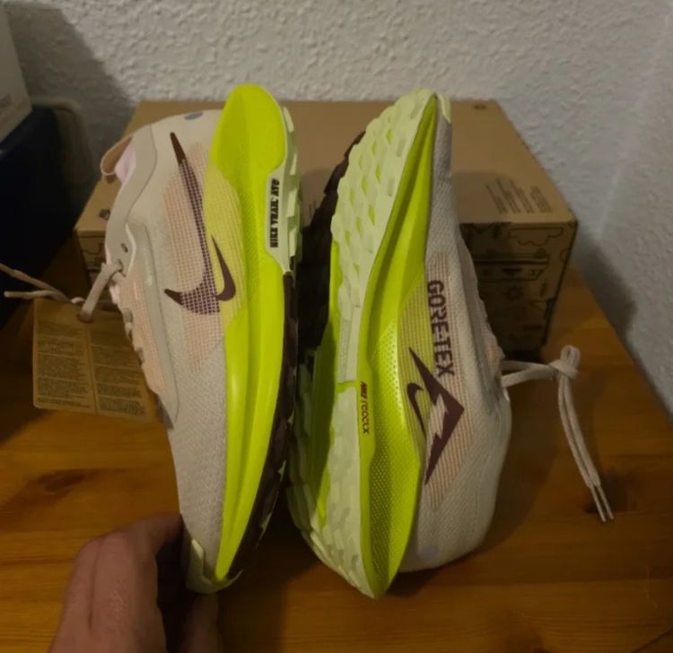 Nike Running Shoes With Gore-Tex image 3