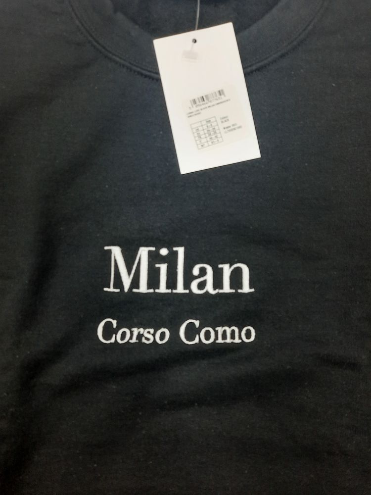 Black Sweatshirt With Milan Text image 3