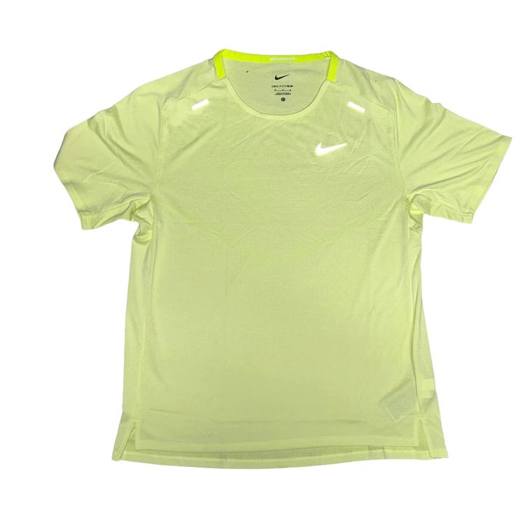 Sourced By CS Nike Techknit T-Shirt - Volt product image