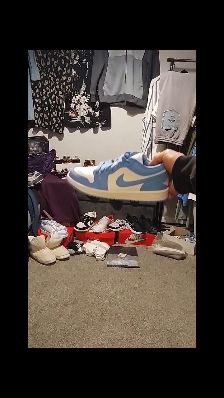 Jordan jordan 1s lows university blue 3.5 product image