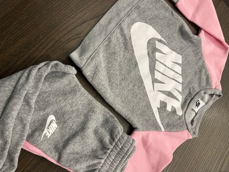 Immagine di Nike Toddler Sweatshirt And Sweatpants Set 4