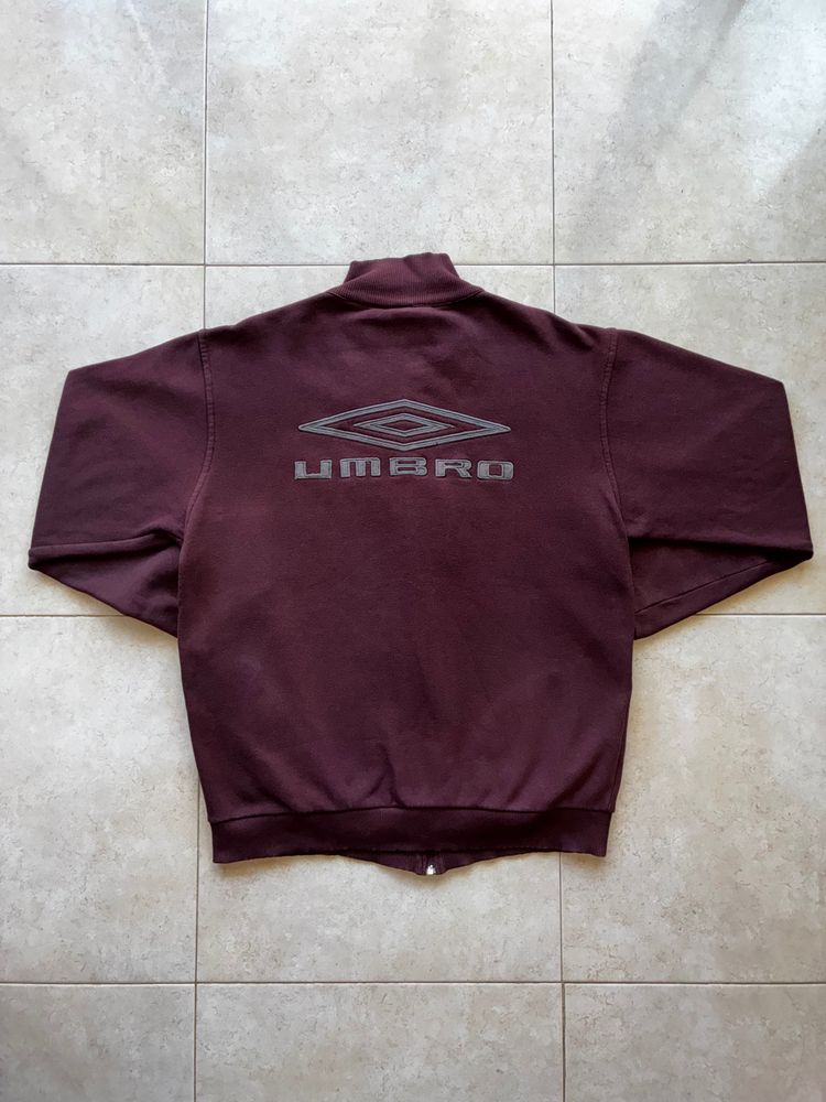 Umbro Burgundy Sweatshirt. Big Back Logo. M