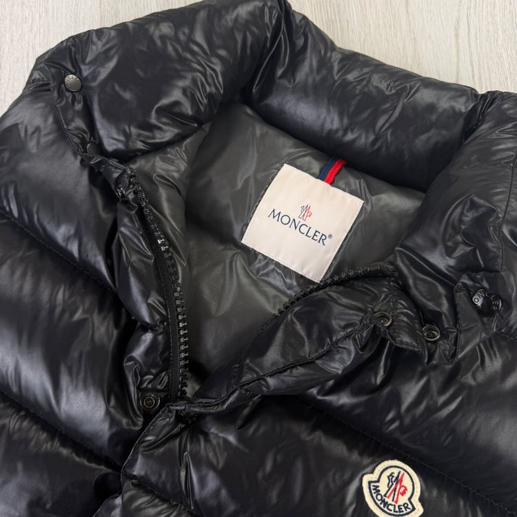 Moncler Men’s Black Tibb Gilet - Size 6 image 5