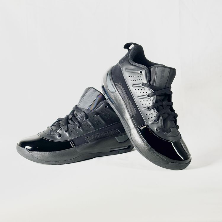 Jordan Max Aura 7 Sneakers 2