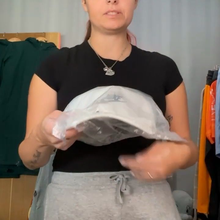 NIKE CAP  image 1