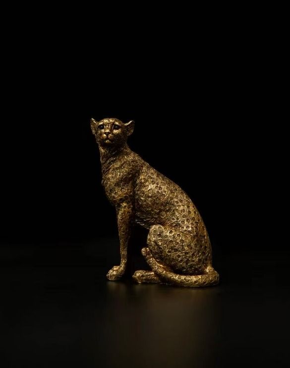 Bronze Leopard Sculpture image 1
