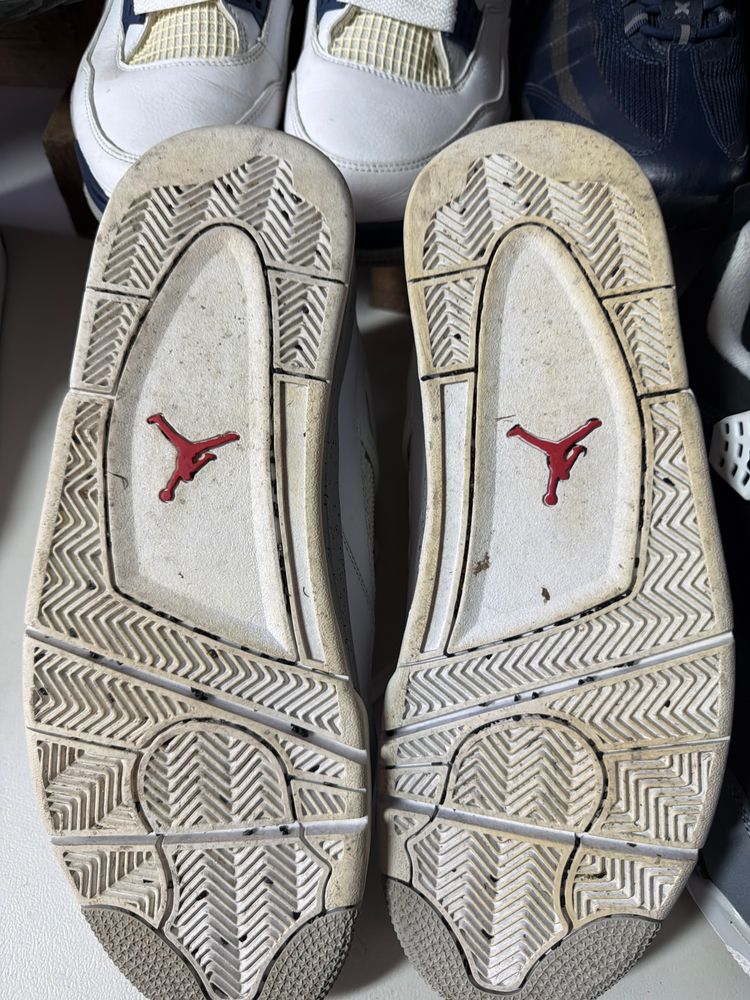 White Jordan Sneakers 2