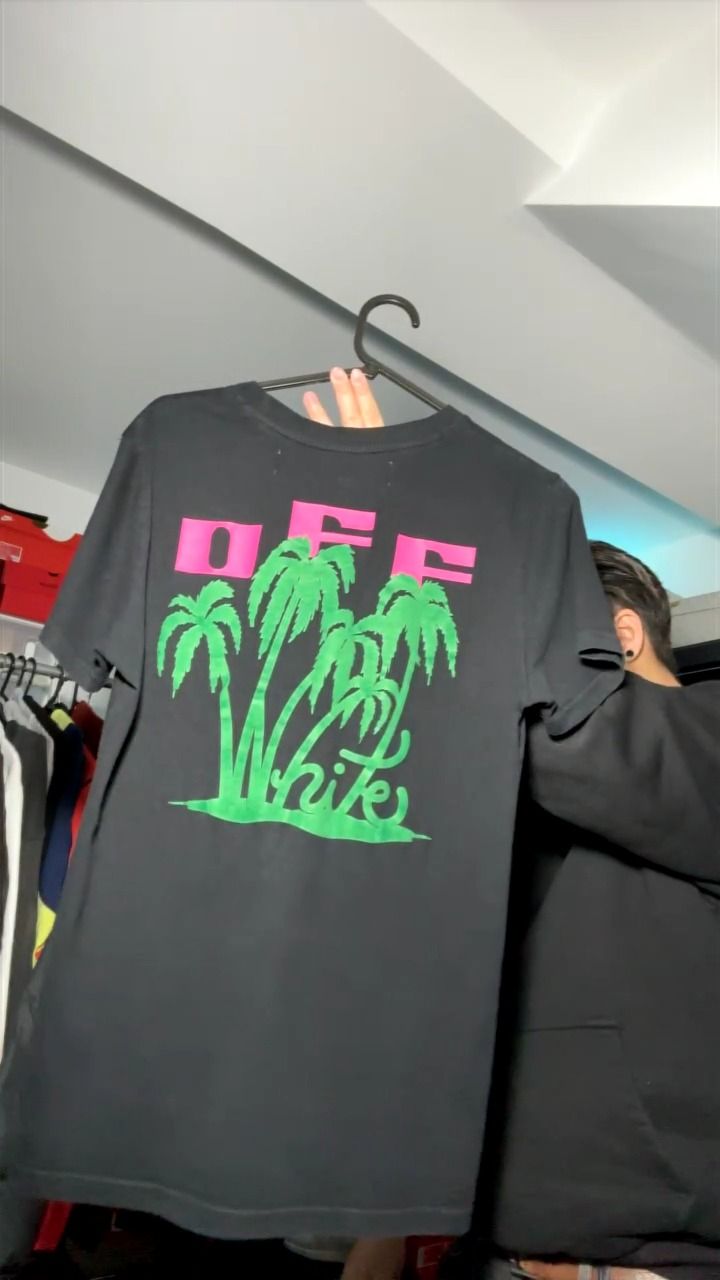Off-White Off White T-shirt - Size Small, Preloved  product image