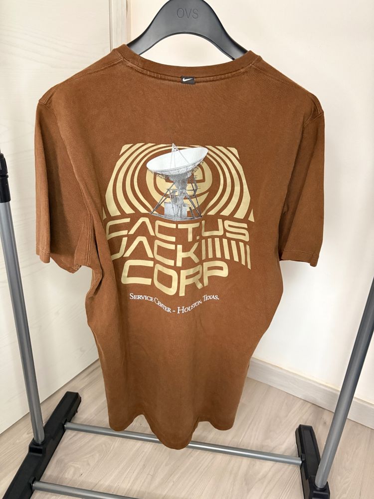 Nike Brown Graphic T-Shirt x cactus jack 
