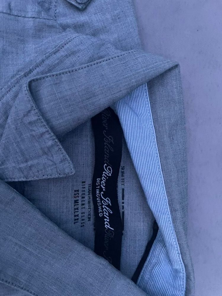 River Island Men's Light Blue Button-Down Shirt M image 2