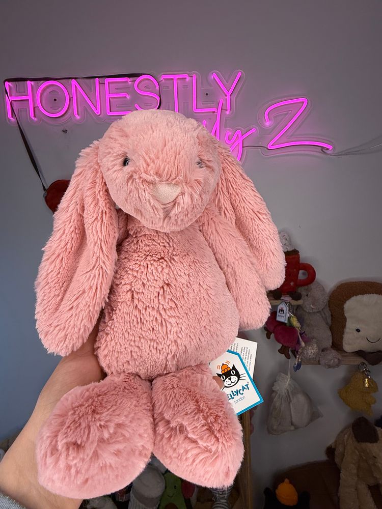 Medium Bashful Petal Bunny jellycat 