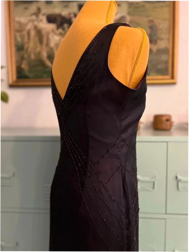 Massimo Dutti - 100% Silk Dress - Beaded Evening Elegance - Great Condition 169€ image 4