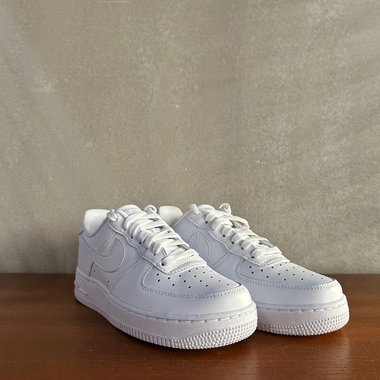 Immagine di Nike Air Force 1 | Triple White | IM3078-100 | UK 5 / US 5.5 1