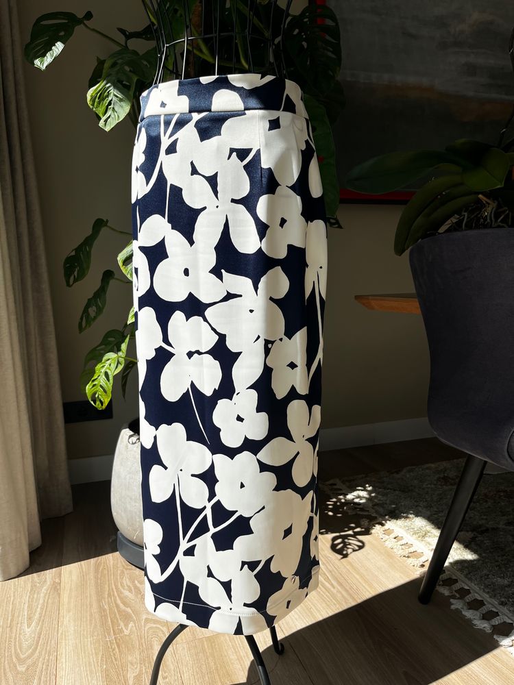 Floral Sleeveless Blouse 4